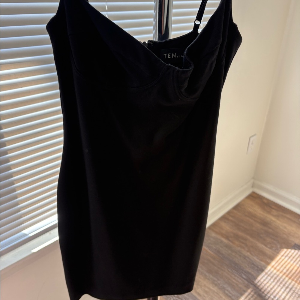 Aritzia Black Mini Dress - Sleek Sheath